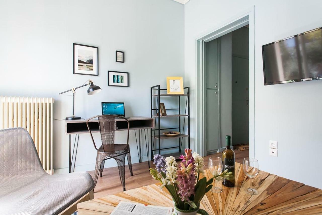 Stylish City-Break 1Bdr Cozy Refurbished Apartment เอเธนส์ ภายนอก รูปภาพ