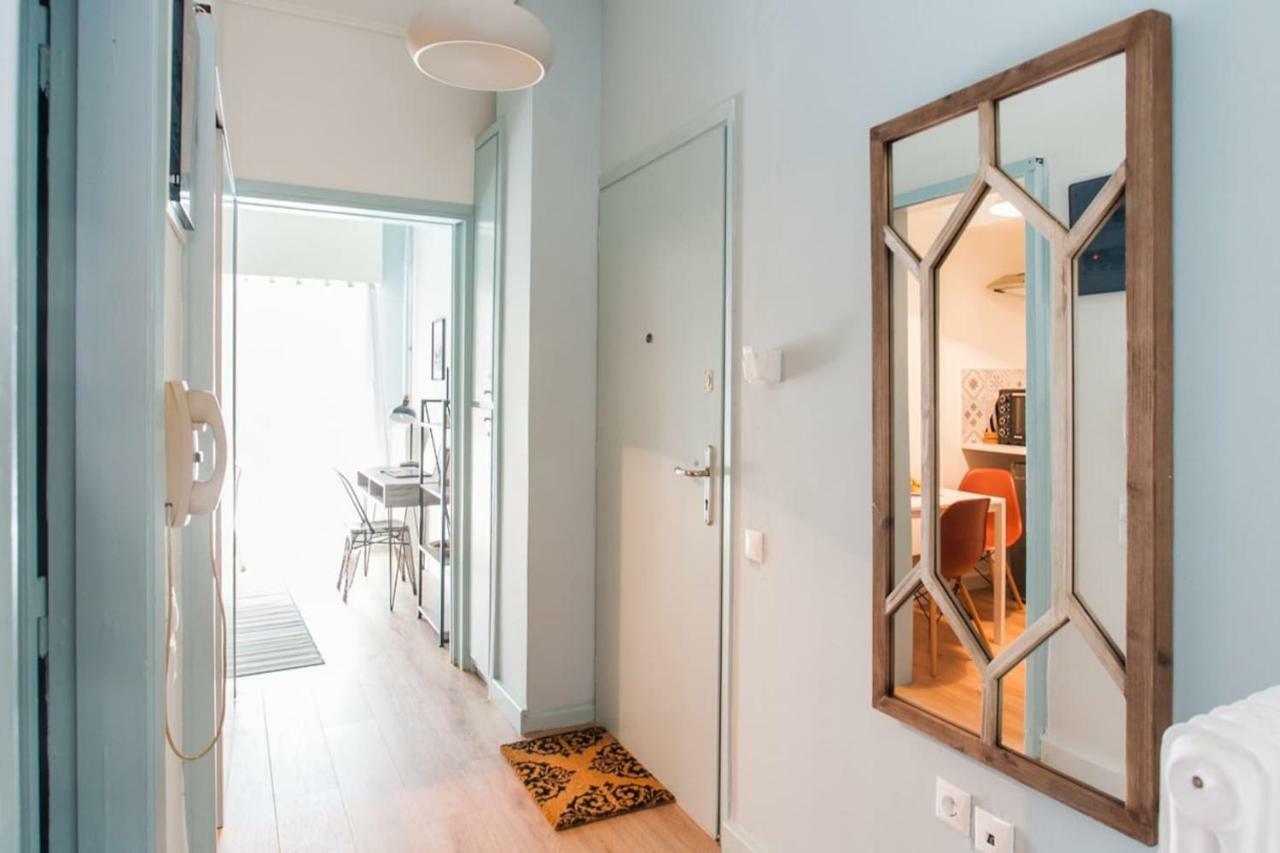 Stylish City-Break 1Bdr Cozy Refurbished Apartment เอเธนส์ ภายนอก รูปภาพ