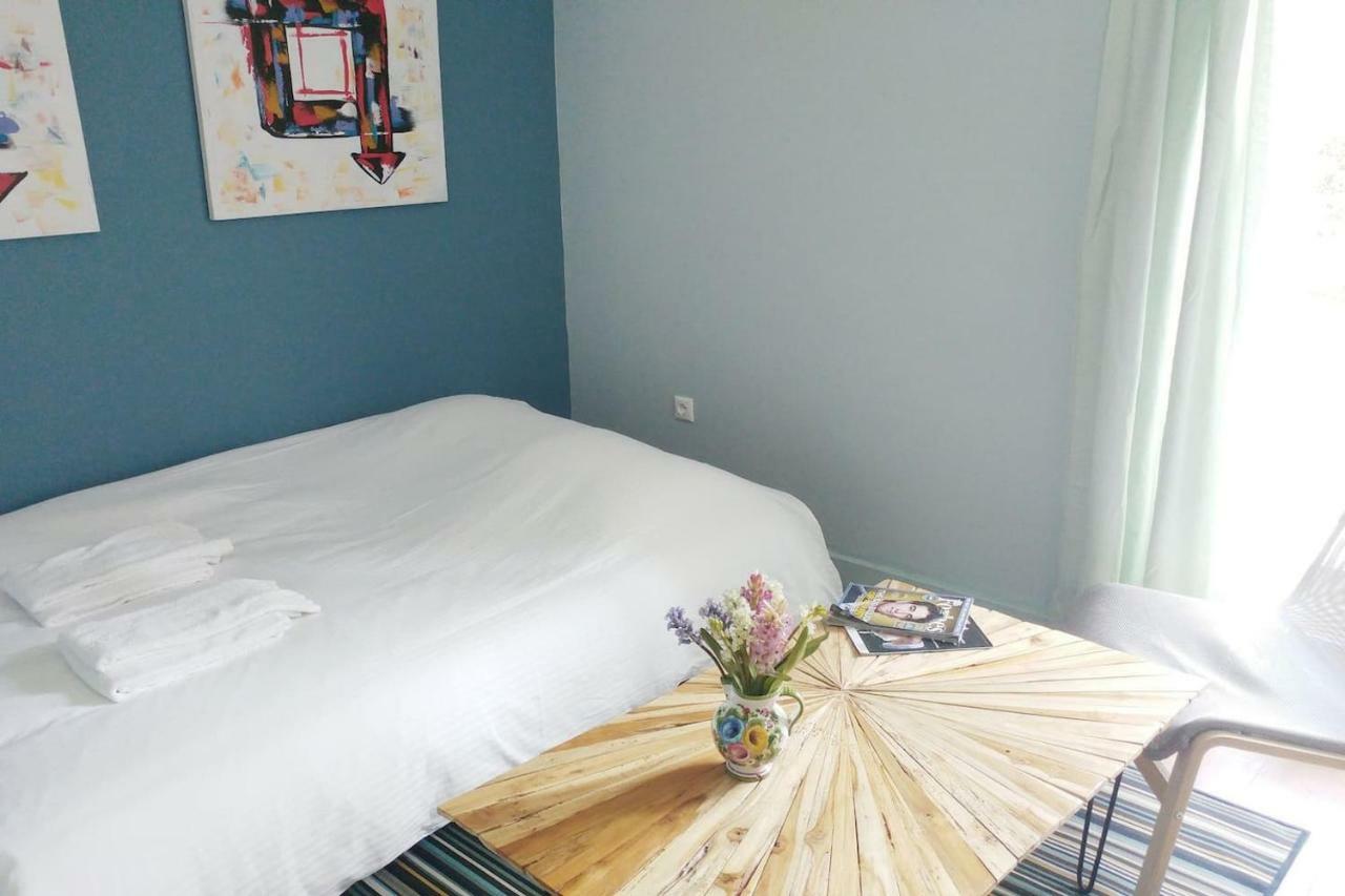 Stylish City-Break 1Bdr Cozy Refurbished Apartment เอเธนส์ ภายนอก รูปภาพ